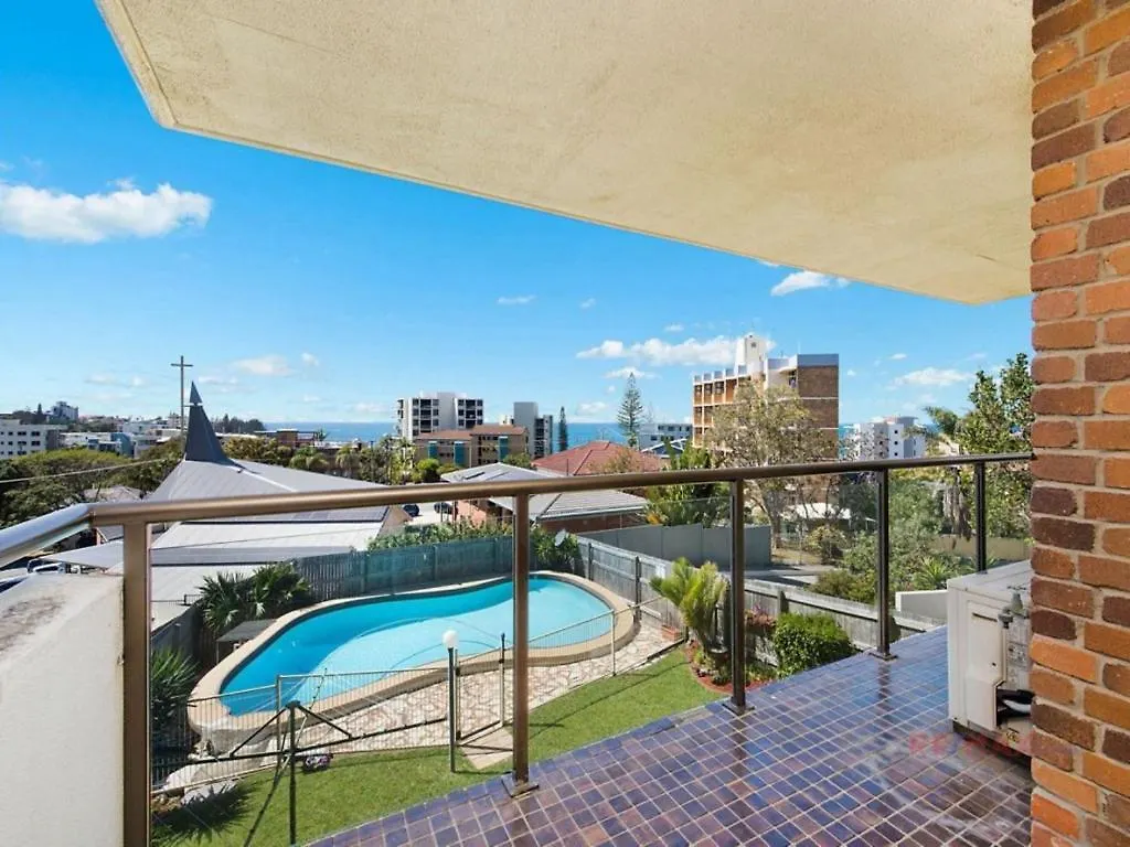 Unit 2 Connemara Lodge - Gorgeous Water Views! Caloundra Holiday home