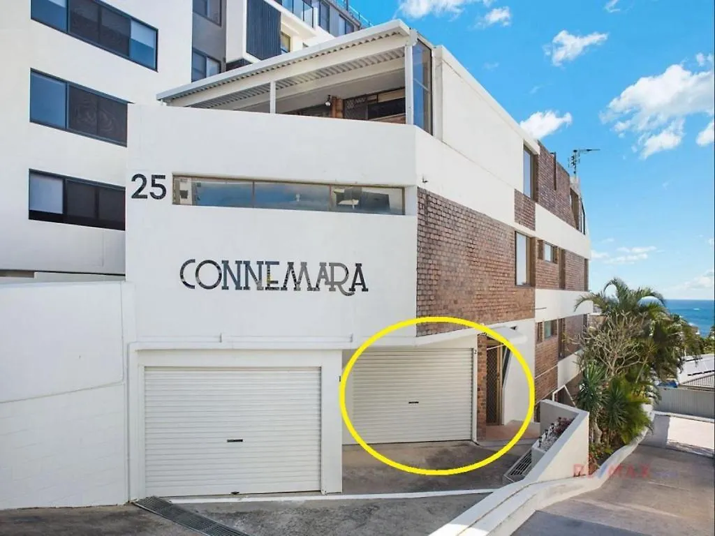 Holiday home Unit 2 Connemara Lodge - Gorgeous Water Views! Caloundra