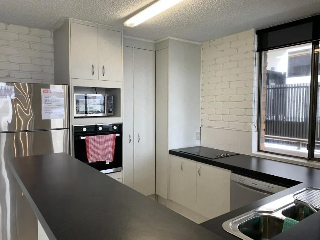 Holiday home Unit 2 Connemara Lodge - Gorgeous Water Views! Caloundra Australia